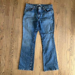 Women's 515 Bootcut Denim Levi Button fly 12M
